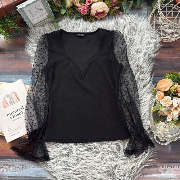 Elegant Black Sheer Sleeve Top - Picture 3 of 8